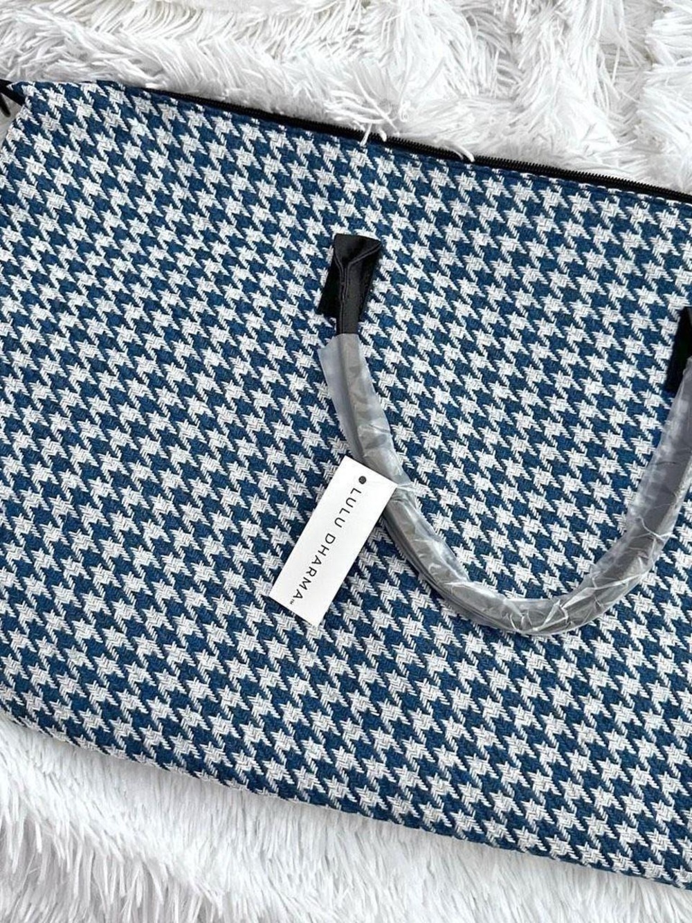 NWT LULU DHARMA Elegant Blue Tote with Textured Pattern